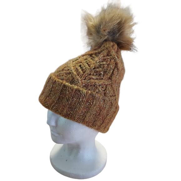 Dillards Faux Fur Pom Wool Blend Knit Cuffed Snow Ski Winter beanie hat like NEW - Picture 5 of 6